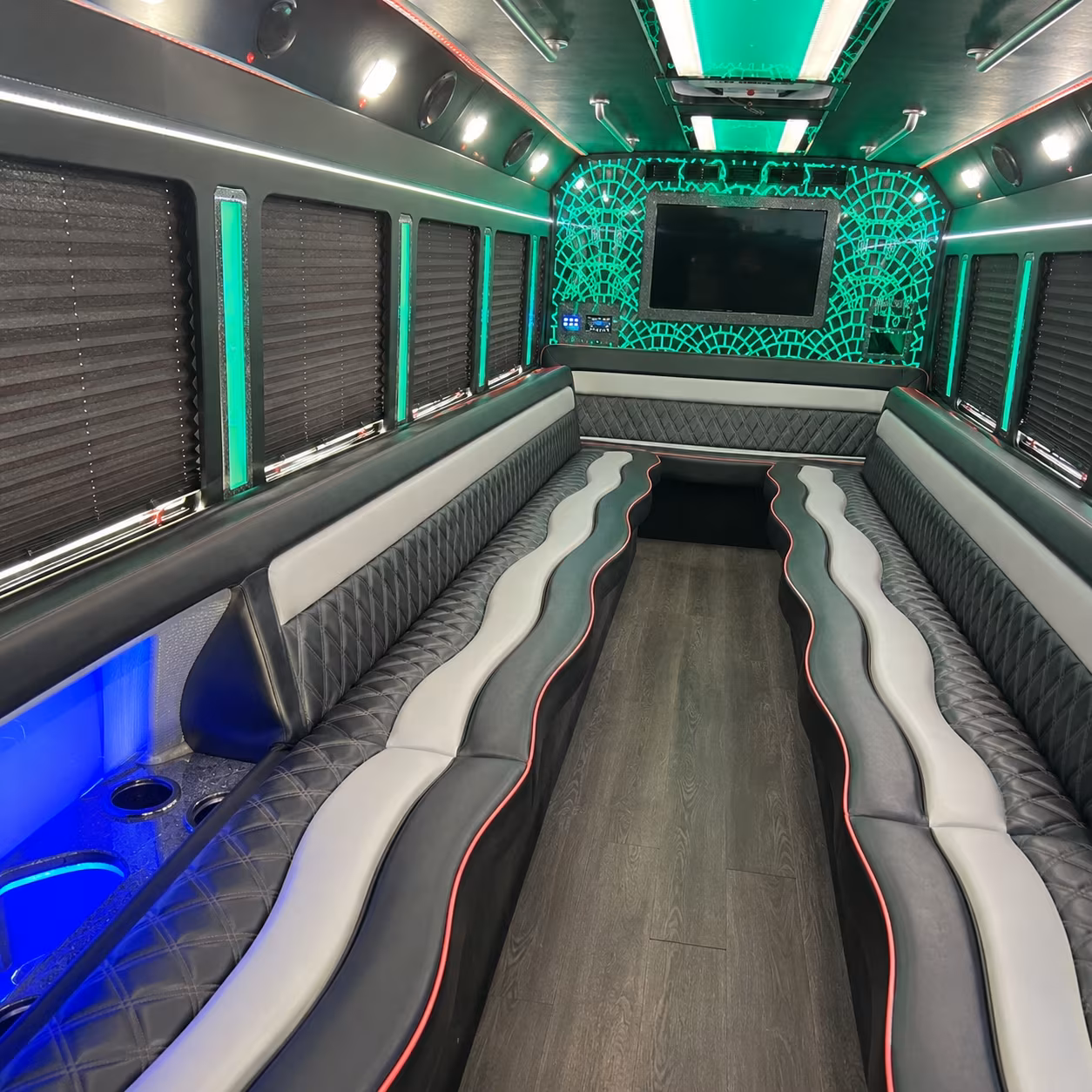 Minneapolis Bachelor & Bachelorette Transportation