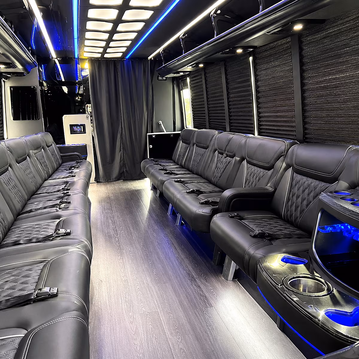 Brooklyn Park Winery Tour & Pub Crawl Transportation