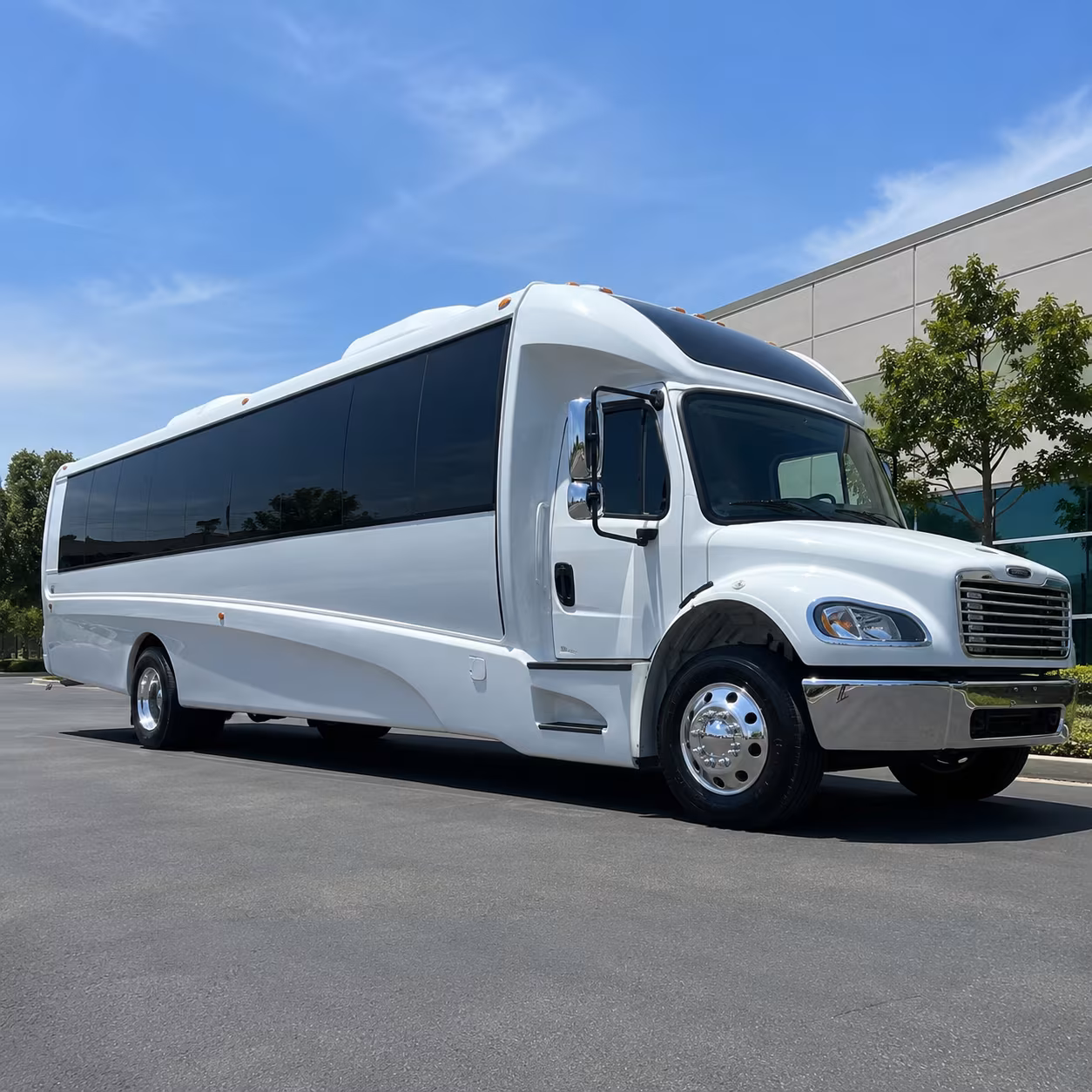 Minneapolis Airport Shuttle & Transportation party bus exterior