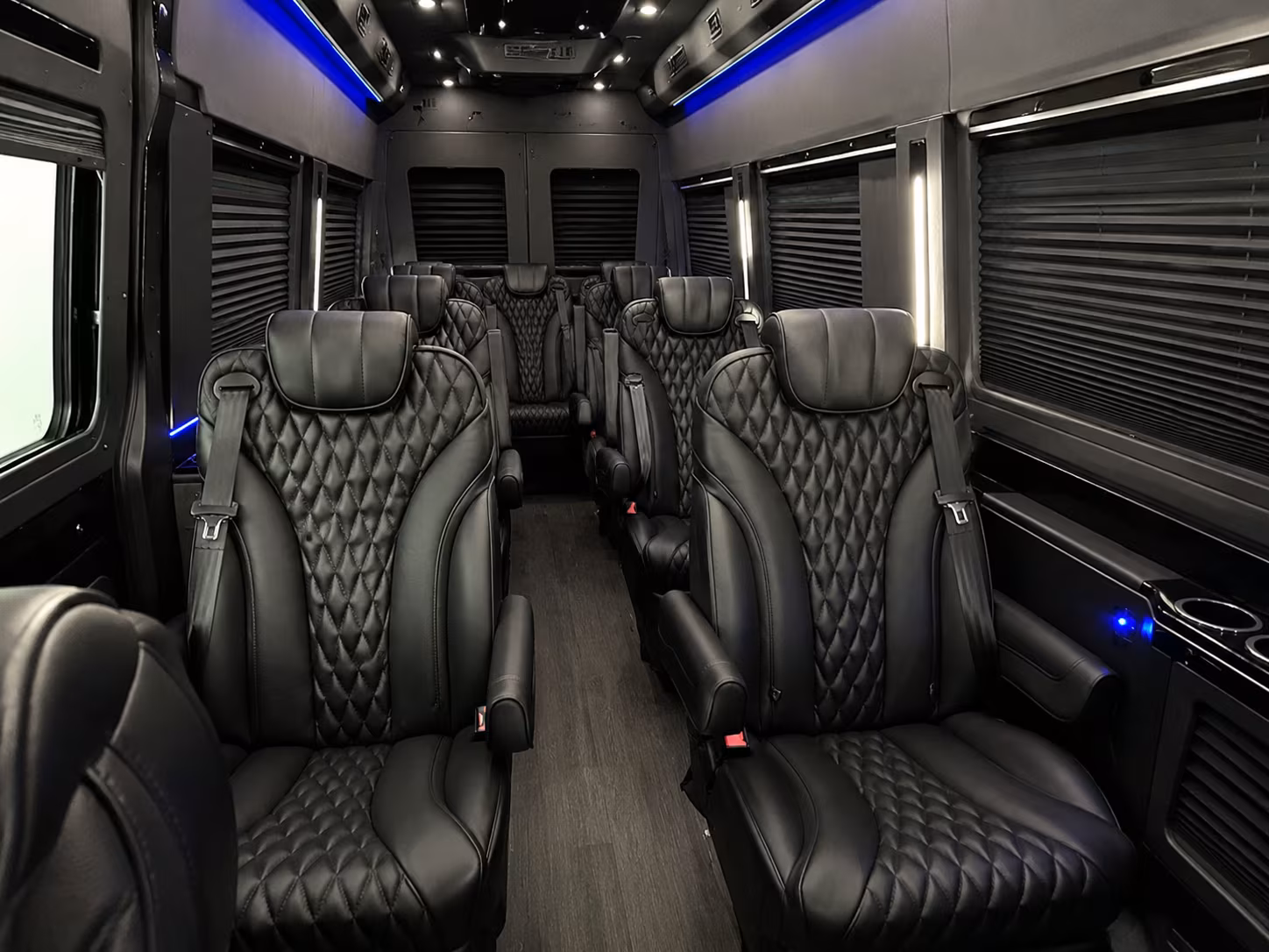 Minneapolis Airport Shuttle & Transportation party bus exterior