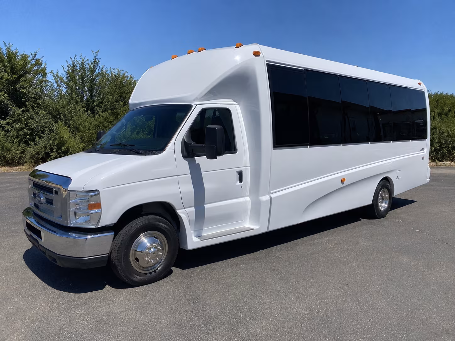 Minneapolis Prom & Homecoming Transportation party bus exterior