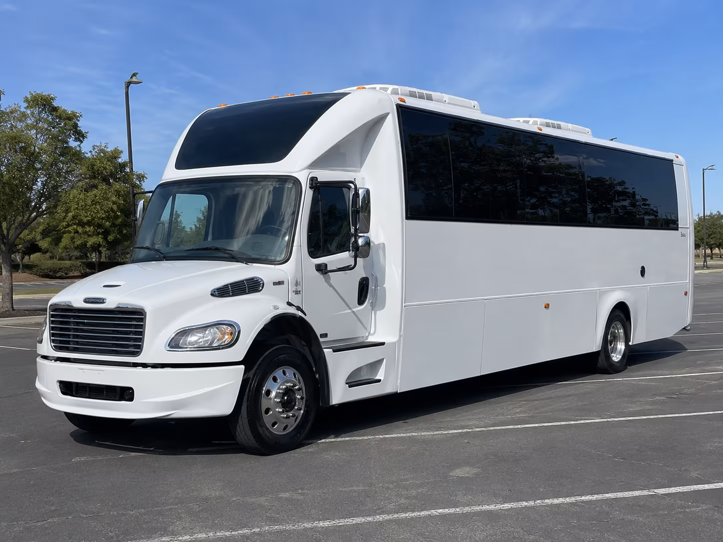 Minneapolis Winery Tour & Pub Crawl Transportation party bus exterior